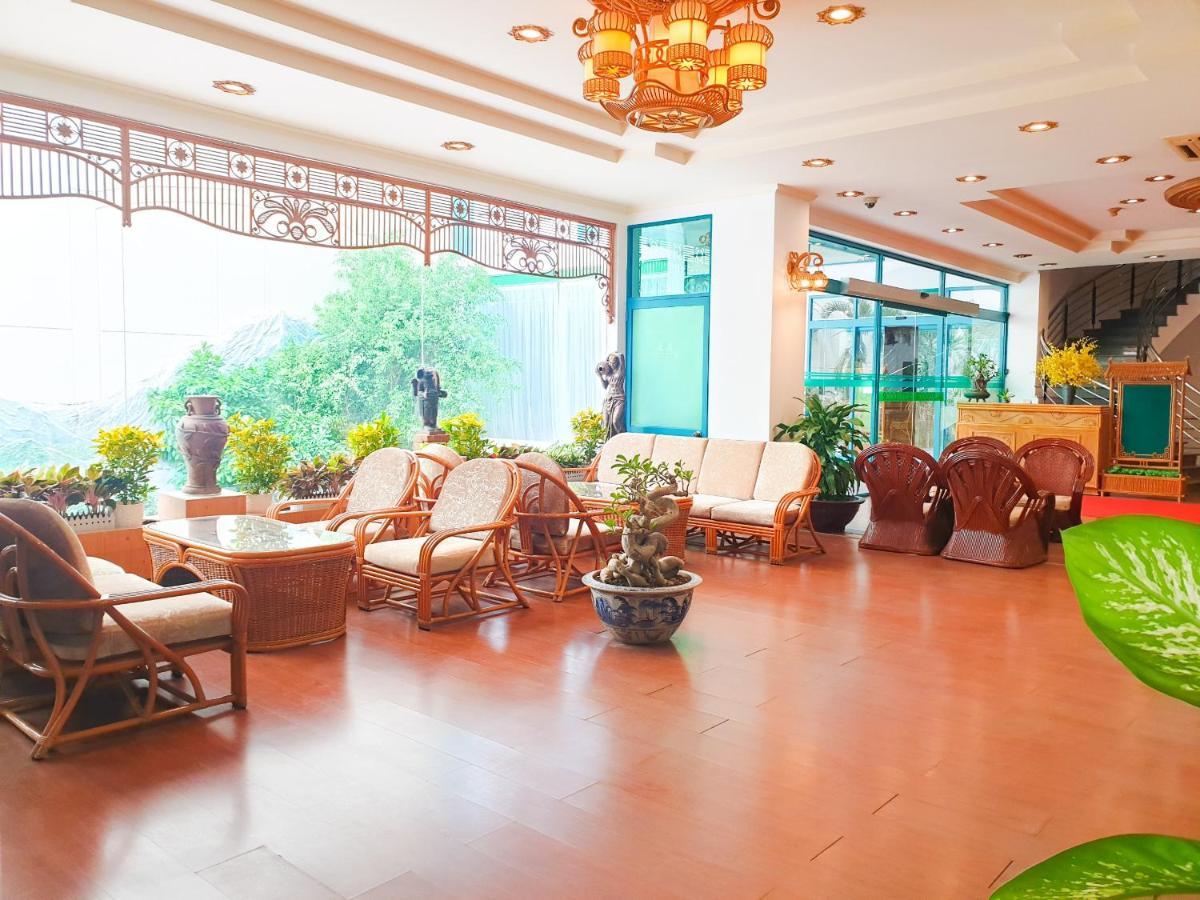 Green Ant Hotel Нячанг Экстерьер фото